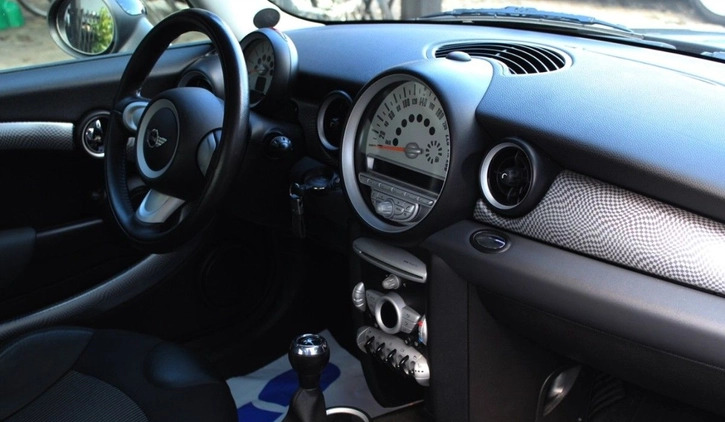 MINI Cooper cena 27500 przebieg: 200693, rok produkcji 2009 z Namysłów małe 191